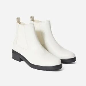 Everlane The Modern Utility Chelsea Boot